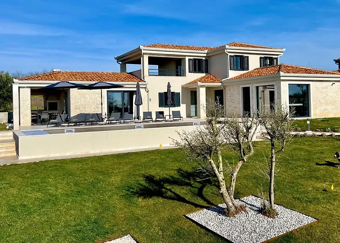 Villa Maslinik